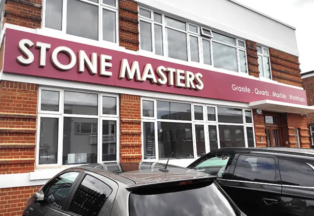 Salon Sign That Stands Out: Types Tips, Placement & More