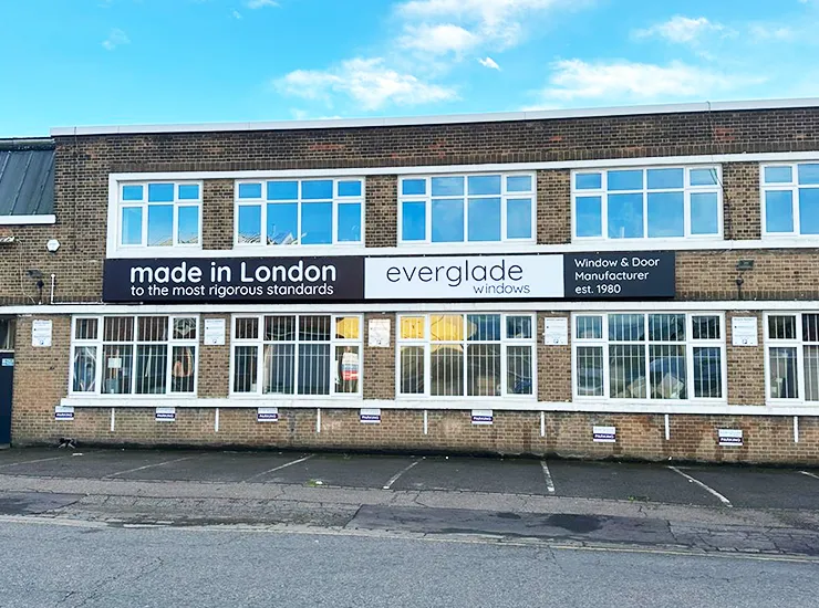 Signage Strategies for Retailers to Compete with E-Commerce